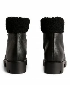 Christian Louboutin Edelvizir Leather Ankle Boots 40 BK01 -Christian Louboutin Online Shop christian louboutin edelvizir leather ankle boots 40 17763720 37301609 1000