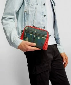 Christian Louboutin Loubitown Leather Camouflage Cross-Body Bag T016 Messenger Bags -Christian Louboutin Online Shop christian louboutin loubitown leather camouflage cross body bag 17494539 37269090 1000