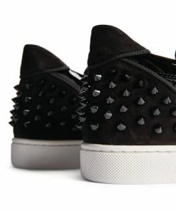 Christian Louboutin Vieira 2 Embellished Patent Leather Sneakers CM53 Low-Top Sneakers -Christian Louboutin Online Shop christian louboutin vieira 2 embellished patent leather sneakers 17763602 37248669 1000